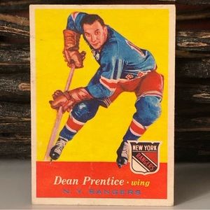 Vintage 1957-58 TOPPS New York Rangers Wingman Dean Prentice Hockey Card